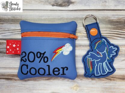 20 % cooler zipper bag in the hoop embroidery file by Spunky stitches