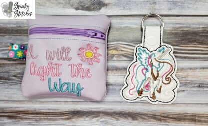 light the way zipper bag in the hoop embroidery file by Spunky stitches