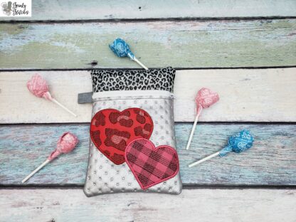 Cheetah Heart Zipper Bag