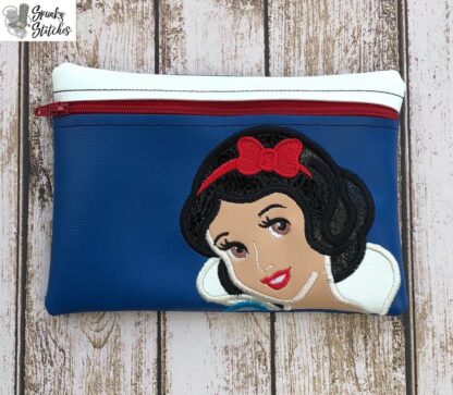 Princess With Tiny Men Face Zipper Bag